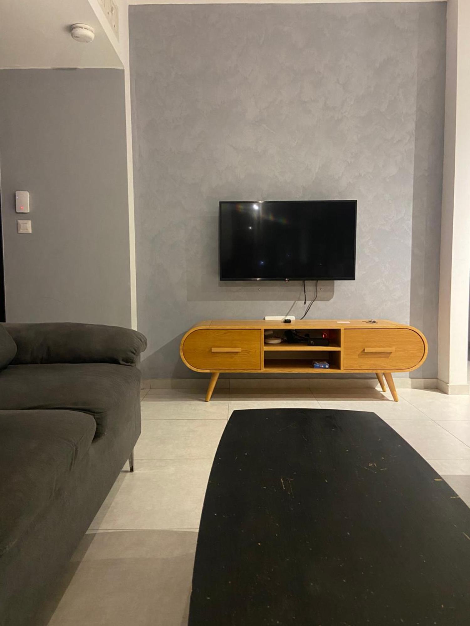 Beauty Apartment 3 Rooms Wi-Fi Netanya Exterior photo